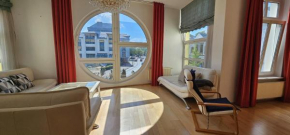 Helle Wohnung mit sonnigem Ausblick, in zentraler Lage 135 qm, 4 Zimmer Wohnung